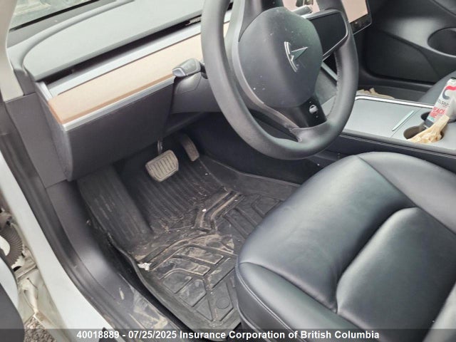 5YJ3E1EA9MF842879 Tesla MODEL 3