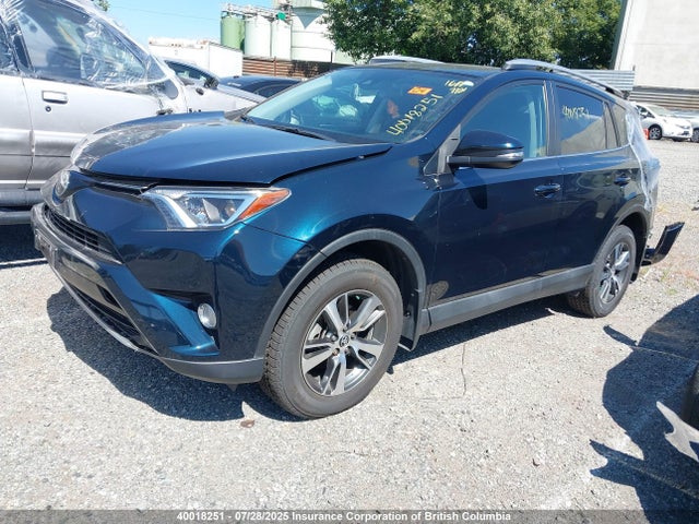 Toyota 2ar-fe 2017 2T3RFREV0HW677023 Image 2