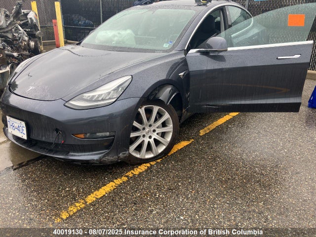 5YJ3E1EB8JF126897 Tesla MODEL 3