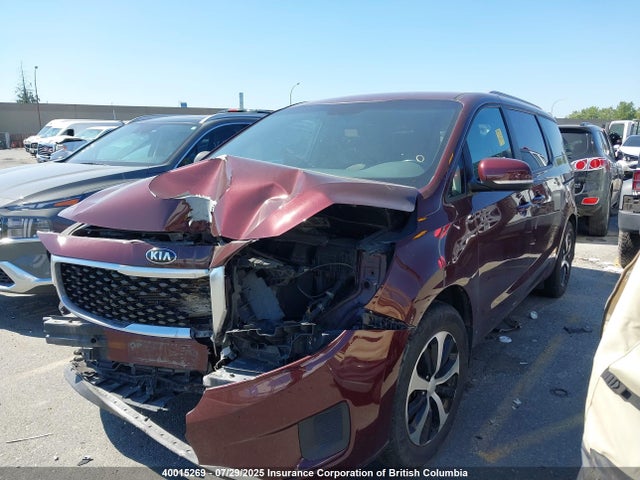 KNDMB5C18J6356823 KIA 2018