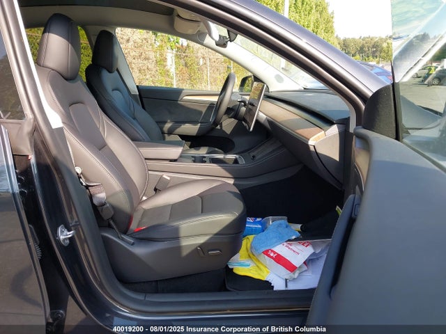 7SAYGDEE6RF989384 Tesla 2024