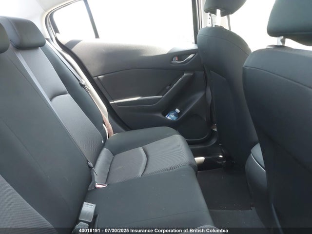 JM1BN1U70J1173410 Mazda pe