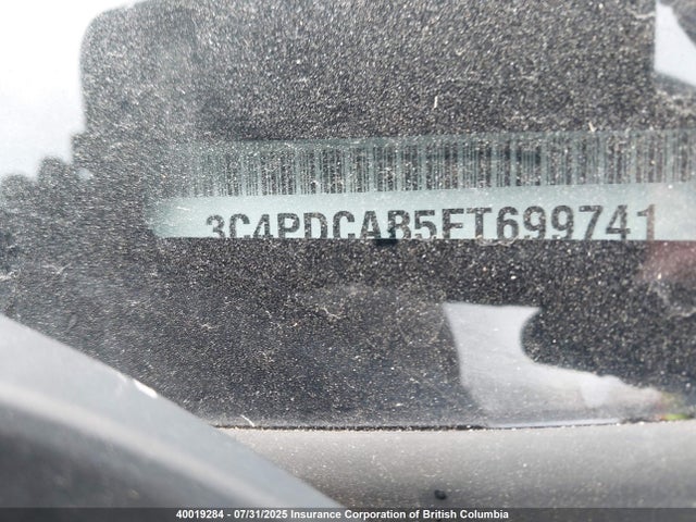 3C4PDCAB5FT699741 Dodge 2015