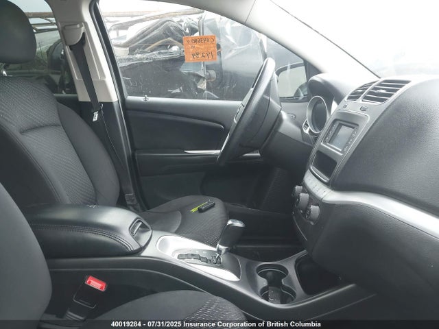 3C4PDCAB5FT699741 Dodge 2015