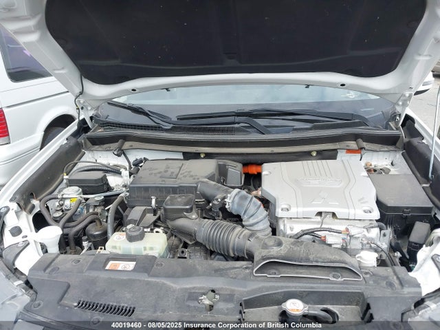 JA4J24A57JZ609996 Mitsubishi s61 - y61
