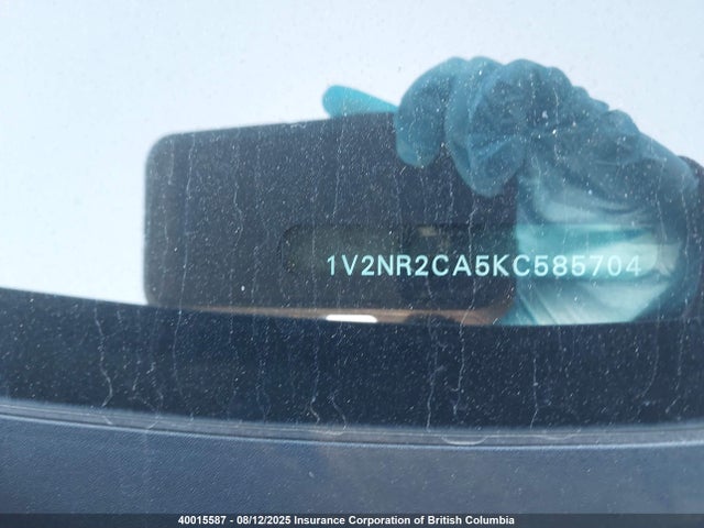 Volkswagen 2019 2019 1V2NR2CA5KC585704 Image 18