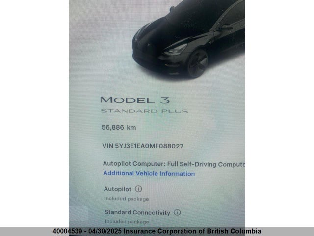 5YJ3E1EA0MF088027 Tesla 2021