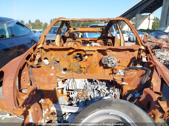 5YJYGDEE7LF048983 Tesla Model Y