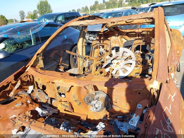 5YJYGDEE7LF048983 Tesla Model Y