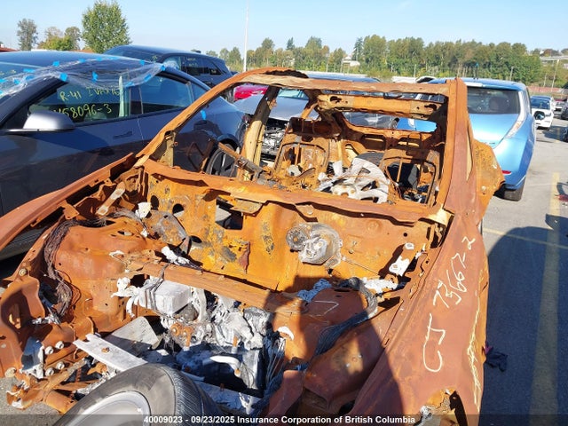 5YJYGDEE7LF048983 Tesla Model Y