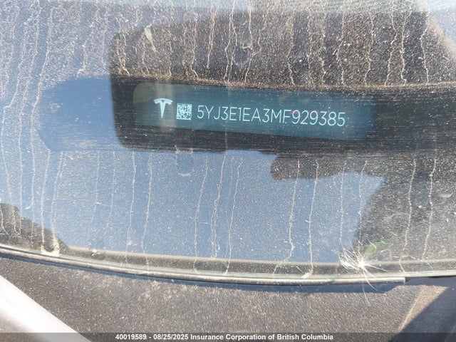 5YJ3E1EA3MF929385 Tesla 2021