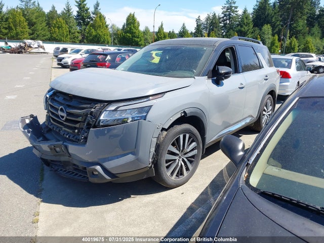 5N1DR3DF4NC214529 Nissan Pathfinder