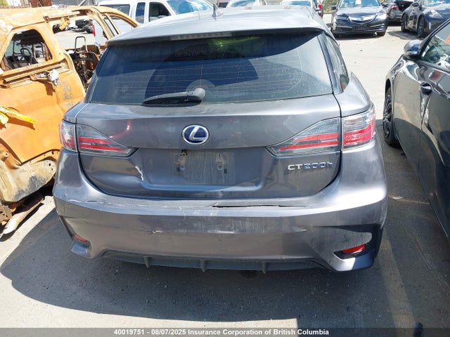 JTHKD5BH0F2210817 Lexus 2zr-fxe+3jm