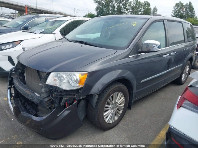 2C4RC1GGXFR565748 Chrysler 2015