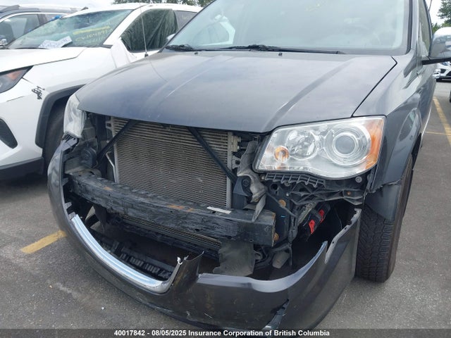 2C4RC1GGXFR565748 Chrysler 2015