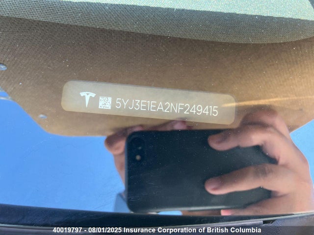 5YJ3E1EA2NF249415 Tesla 2022