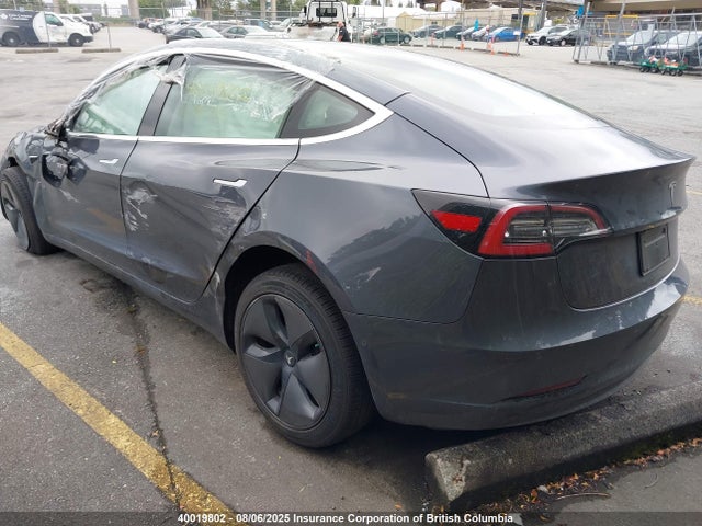 5YJ3E1EA4LF703189 Tesla 2020