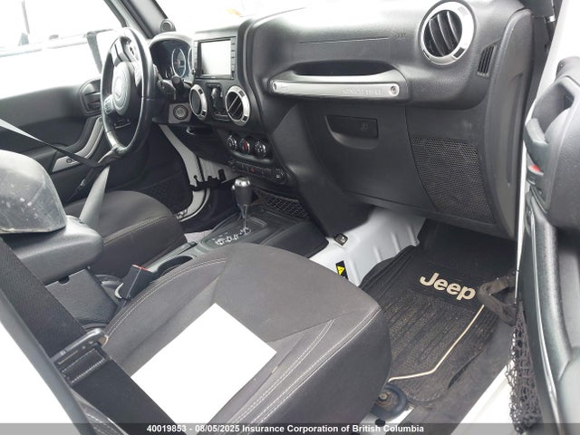 1C4BJWEG3EL175086 Jeep 2014