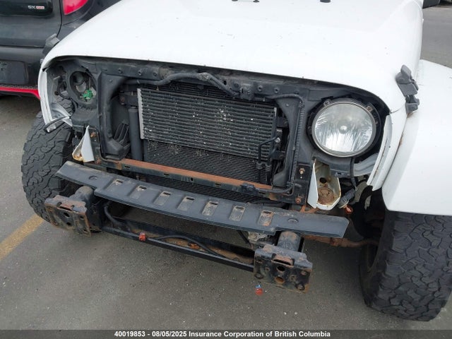 1C4BJWEG3EL175086 Jeep 2014