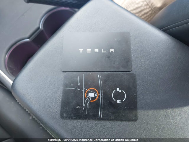 5YJ3E1EA7JF183034 Tesla 2018