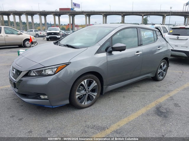 Nissan Leaf 2021 1N4BZ1DV7MC550512 Image 2