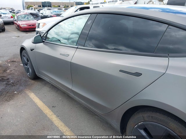 5YJ3E1EA4NF323563 Tesla MODEL 3