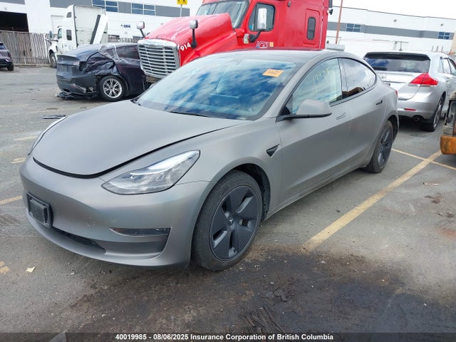 5YJ3E1EA4NF323563 Tesla MODEL 3