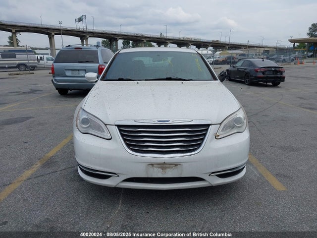1C3CCBAB4EN236701 Chrysler 2014