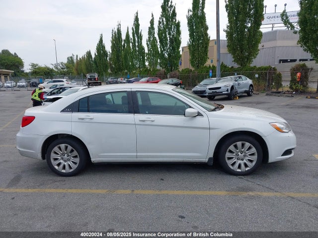 1C3CCBAB4EN236701 Chrysler 2014