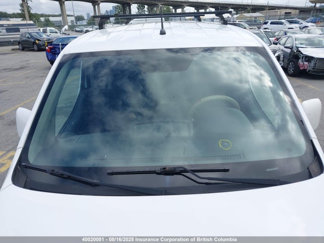 3N6CM0KNXFK711469 Nissan 2015
