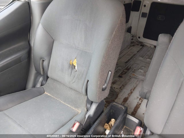 3N6CM0KNXFK711469 Nissan 2015
