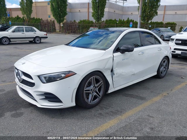 Mercedes-Benz m260 2019 WDD3G4FB9KW006104 Image 2