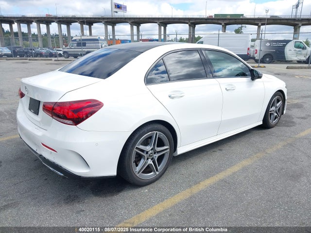 Mercedes-Benz m260 2019 WDD3G4FB9KW006104 Image 4