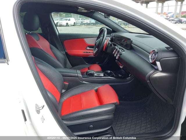 Mercedes-Benz m260 2019 WDD3G4FB9KW006104 Image 5