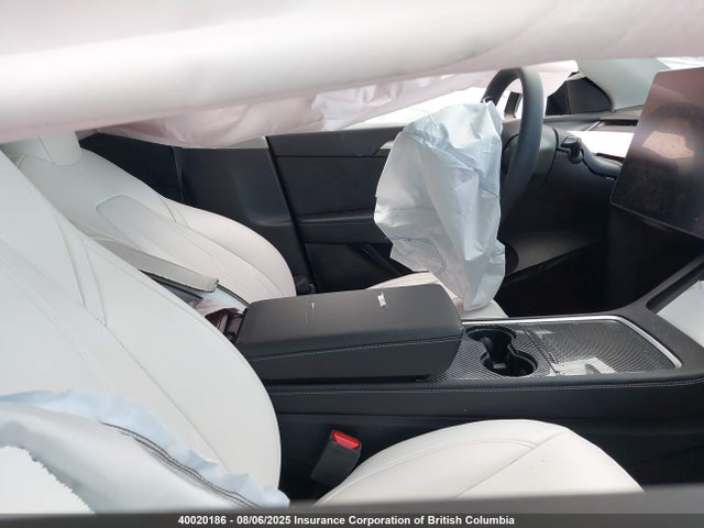 Tesla Model Y 2024 7SAYGDEF3RF092872 Image 5