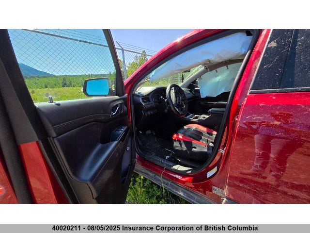 1GKKNLLS3MZ221168 GMC lgx