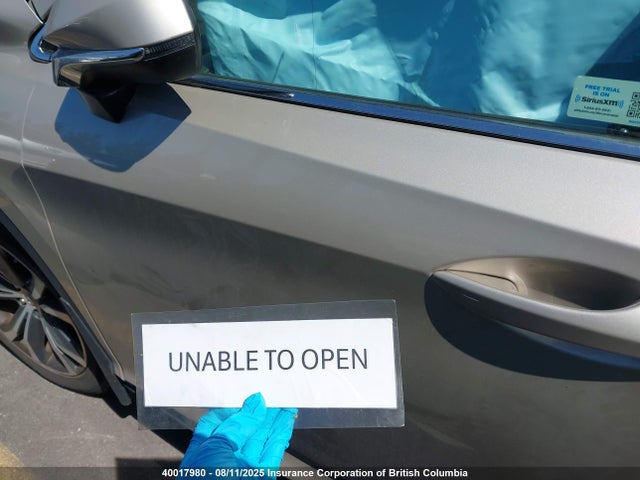 Lexus 2017 2017 2T2BZMCA0HC062165 Image 9