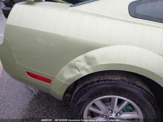40020381 :رقم المزاد ، 1ZVFT80N855163983 vin ، 2005 Ford Mustang مزاد بيع