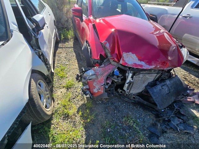JM1DKFB77L1472395 Mazda pe