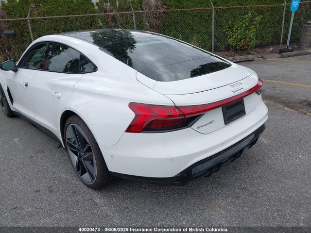 Audi E-TRON GT 2023 WAUCJBFW4P7005945 Image 3