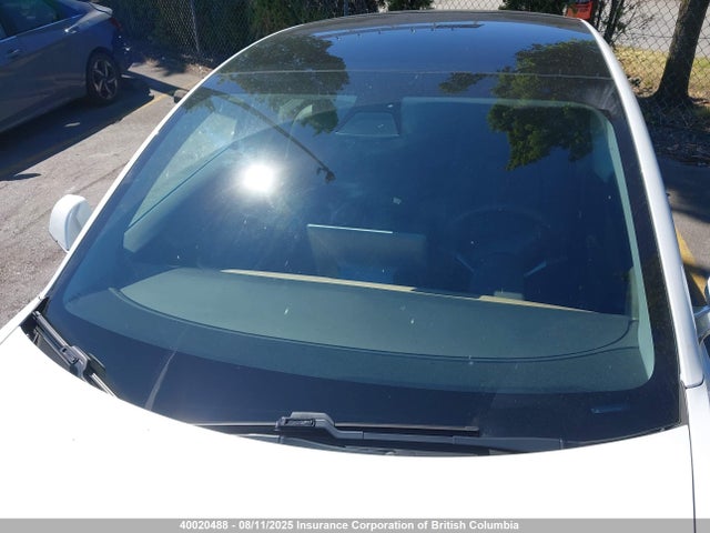 5YJ3E1EA1LF718491 Tesla 2020