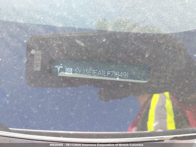 5YJ3E1EA1LF718491 Tesla 2020