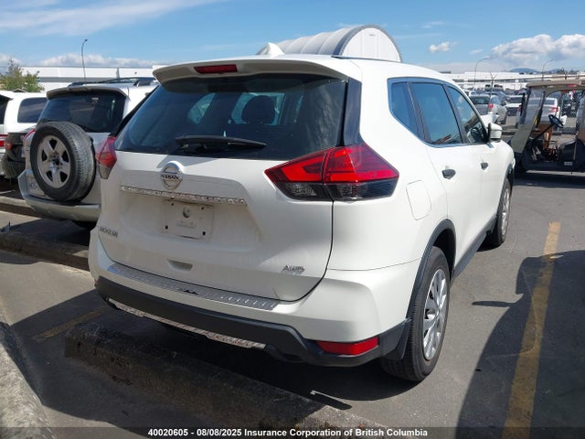 5N1AT2MV2HC801094 Nissan 2017