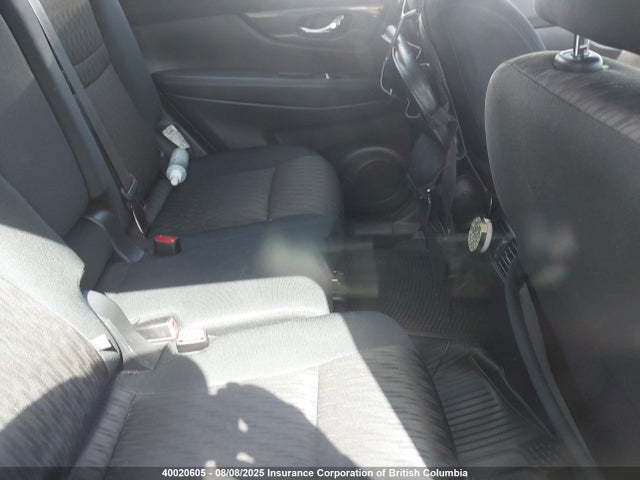 5N1AT2MV2HC801094 Nissan 2017