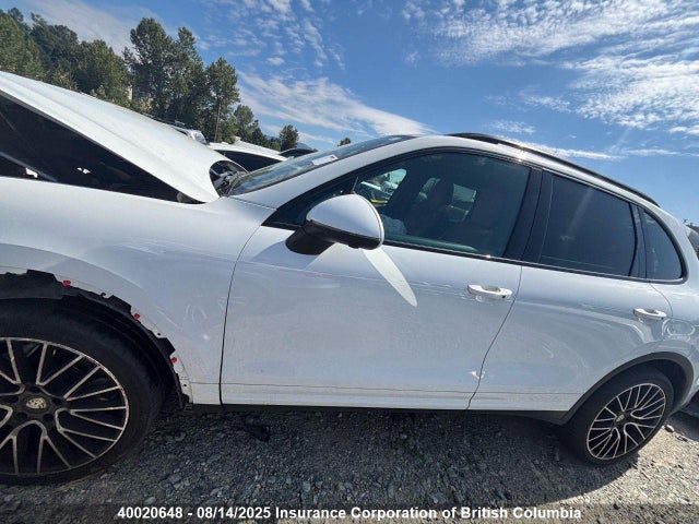 Porsche Cayenne 2017 WP1AB2A29HLA53217 Image 8