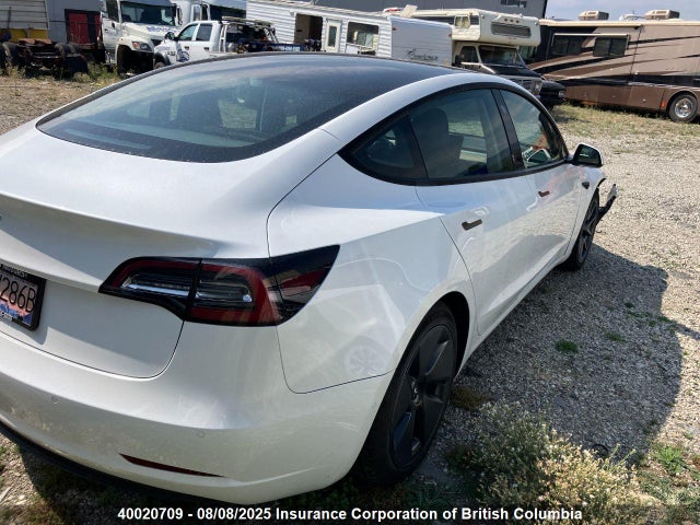 5YJ3E1EA3MF922999 Tesla MODEL 3