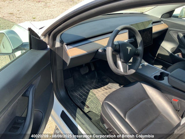 5YJ3E1EA3MF922999 Tesla MODEL 3
