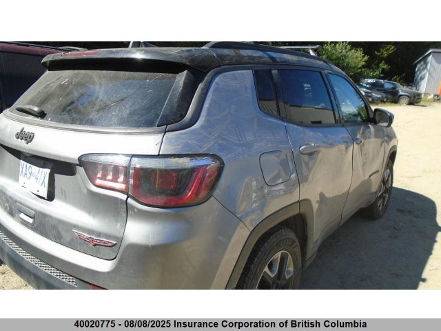 3C4NJDDB4JT410200 Jeep Compass