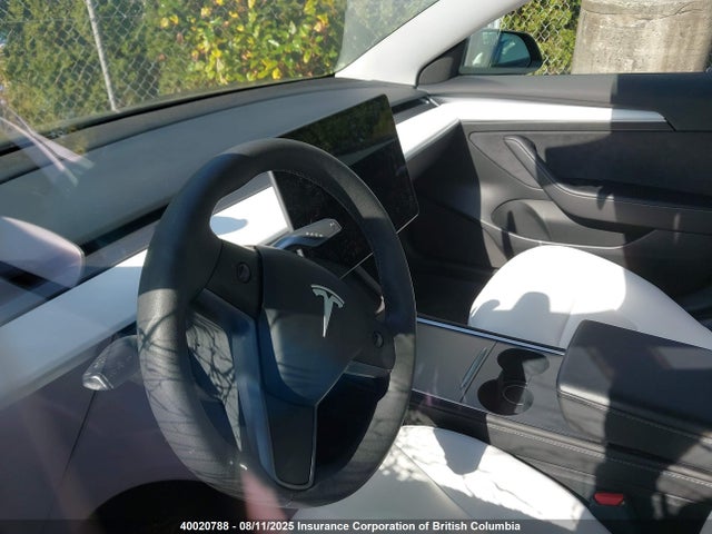 5YJ3E1EA2PF557574 Tesla 2023