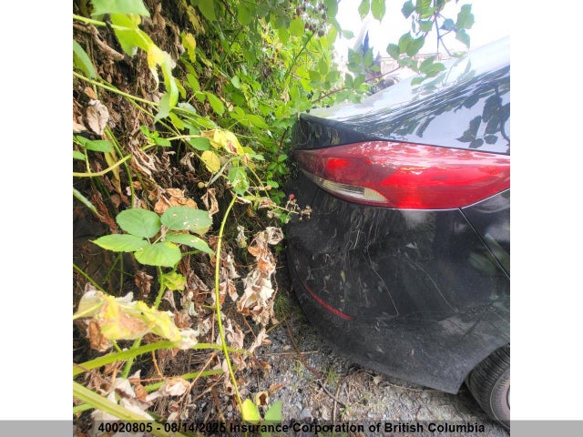 KMHD84LF5HU247810 Hyundai 2017